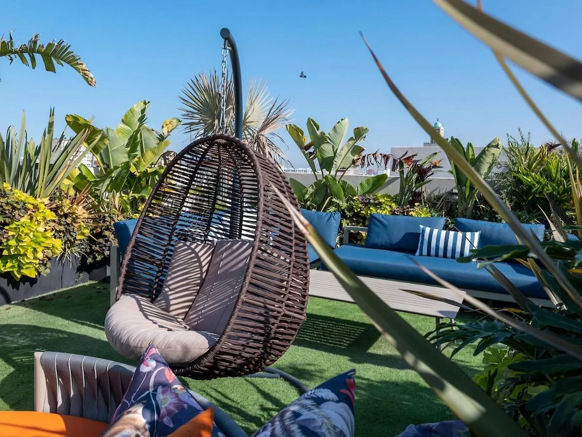 Cozy & Modern Apartment With Rooftop Gym Great Casablanca Location Morocco